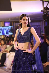 Neeru’s Hosts The Winter Fashion Show