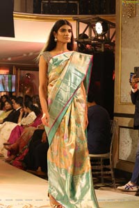 Neeru’s Hosts The Winter Fashion Show