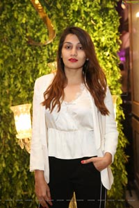 Neeru’s Hosts The Winter Fashion Show