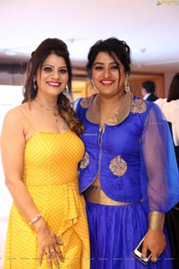 Neeru’s Hosts The Winter Fashion Show