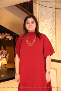 Neeru’s Hosts The Winter Fashion Show