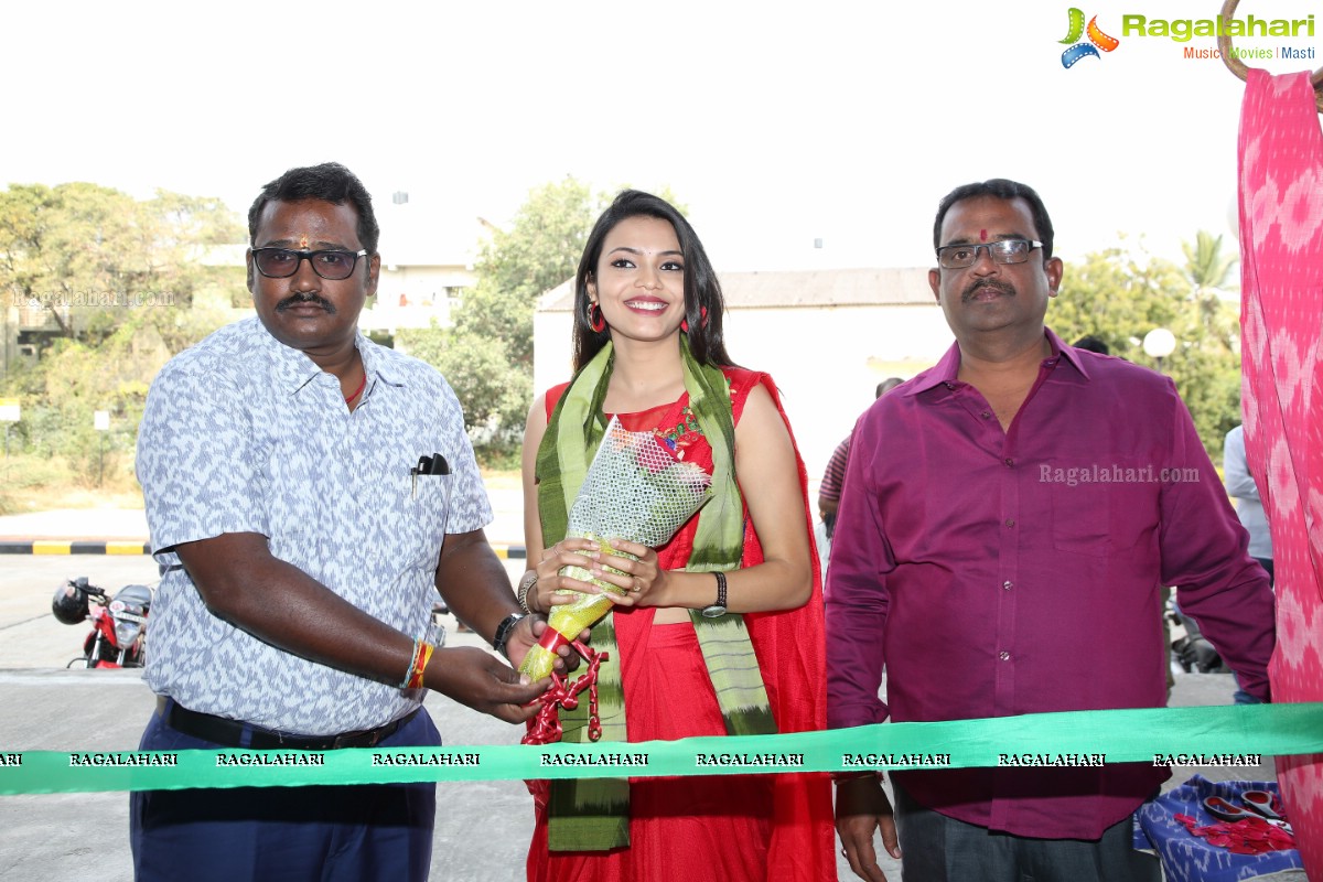 Pochampally Ikat Art Mela 2019 Inaugurated by Sahithi Jadi at NSIC Exhibition Hall