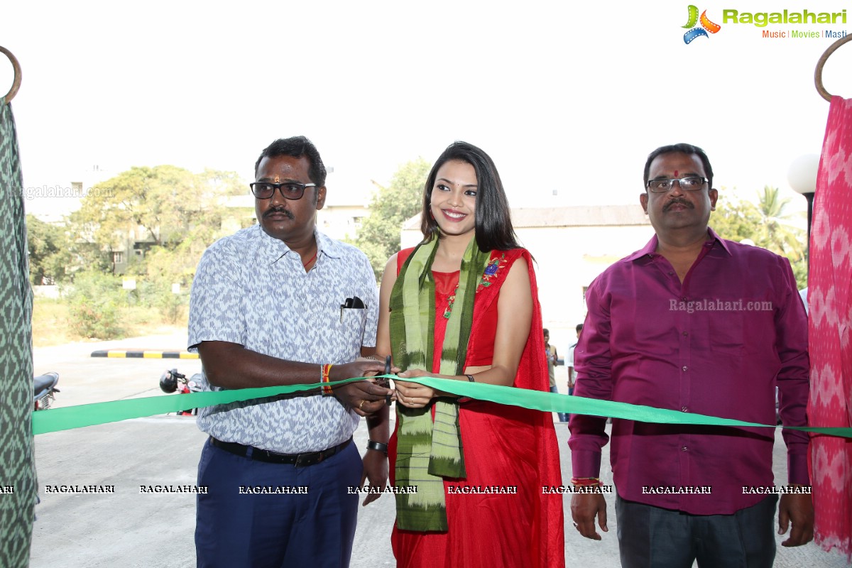 Pochampally Ikat Art Mela 2019 Inaugurated by Sahithi Jadi at NSIC Exhibition Hall