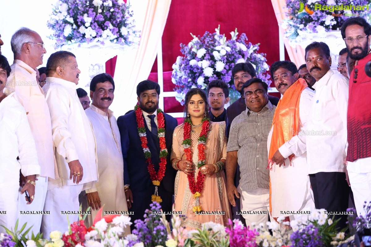 Celebrities at Wedding Reception Party of Praveen Kumar Yadav & Mahitha Shree