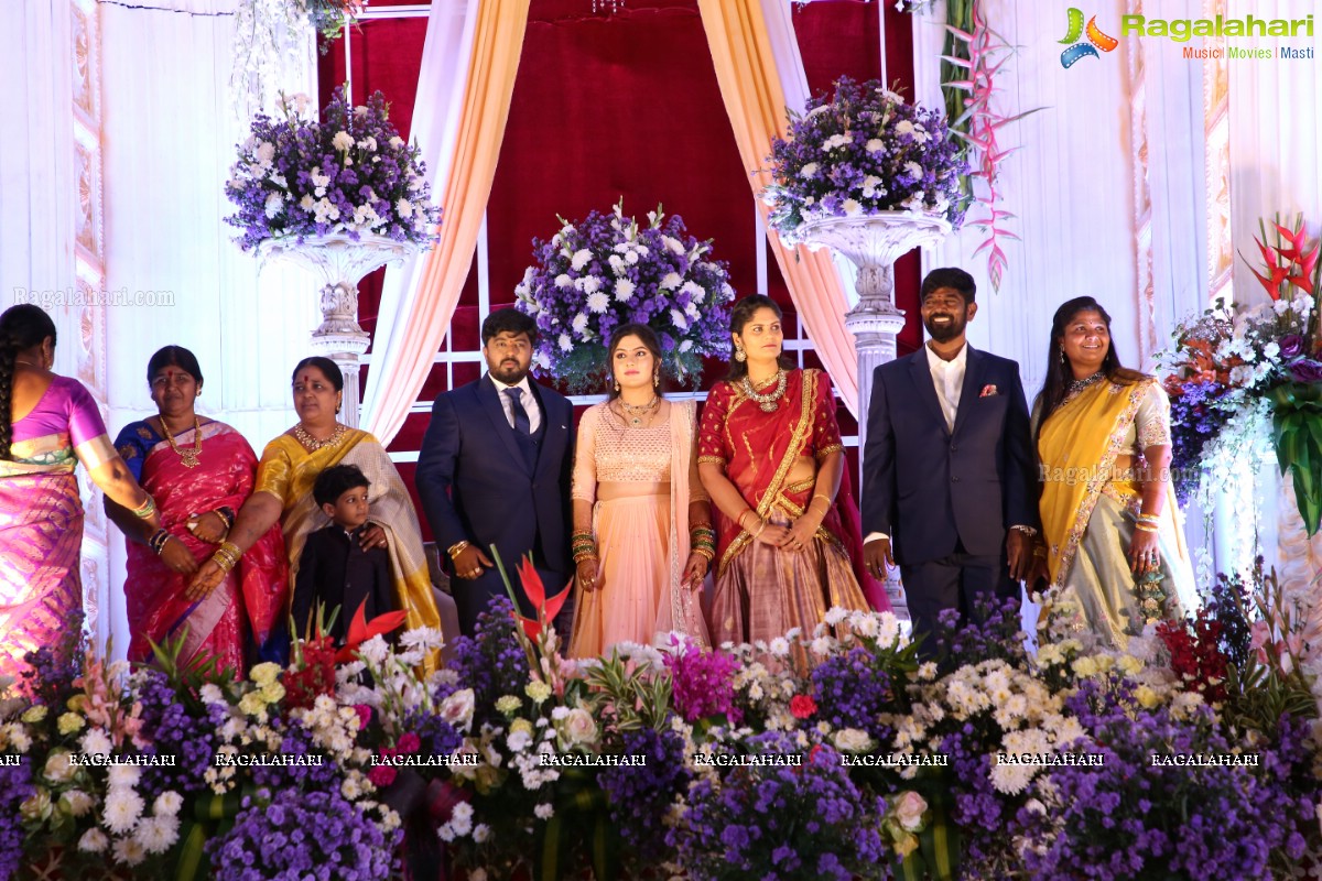 Celebrities at Wedding Reception Party of Praveen Kumar Yadav & Mahitha Shree