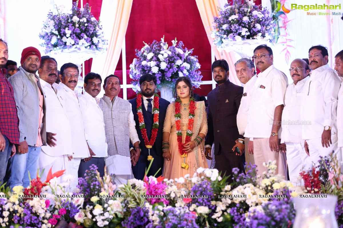 Celebrities at Wedding Reception Party of Praveen Kumar Yadav & Mahitha Shree