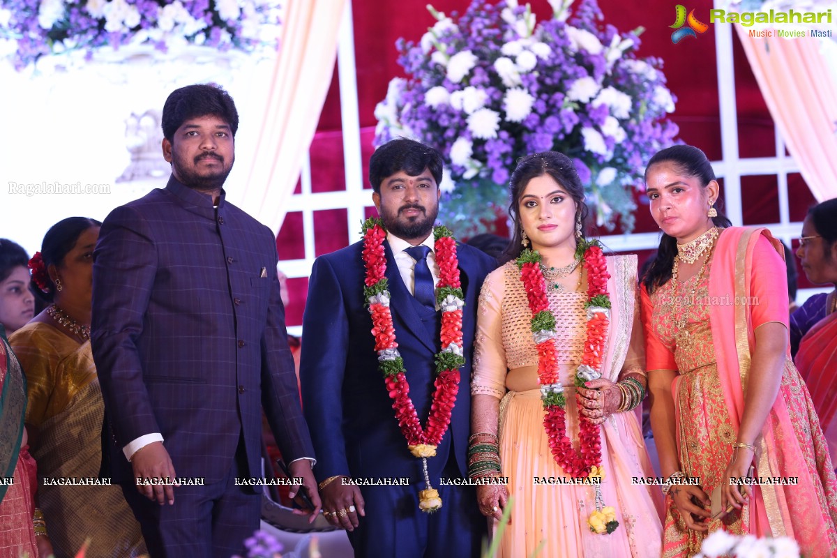 Celebrities at Wedding Reception Party of Praveen Kumar Yadav & Mahitha Shree