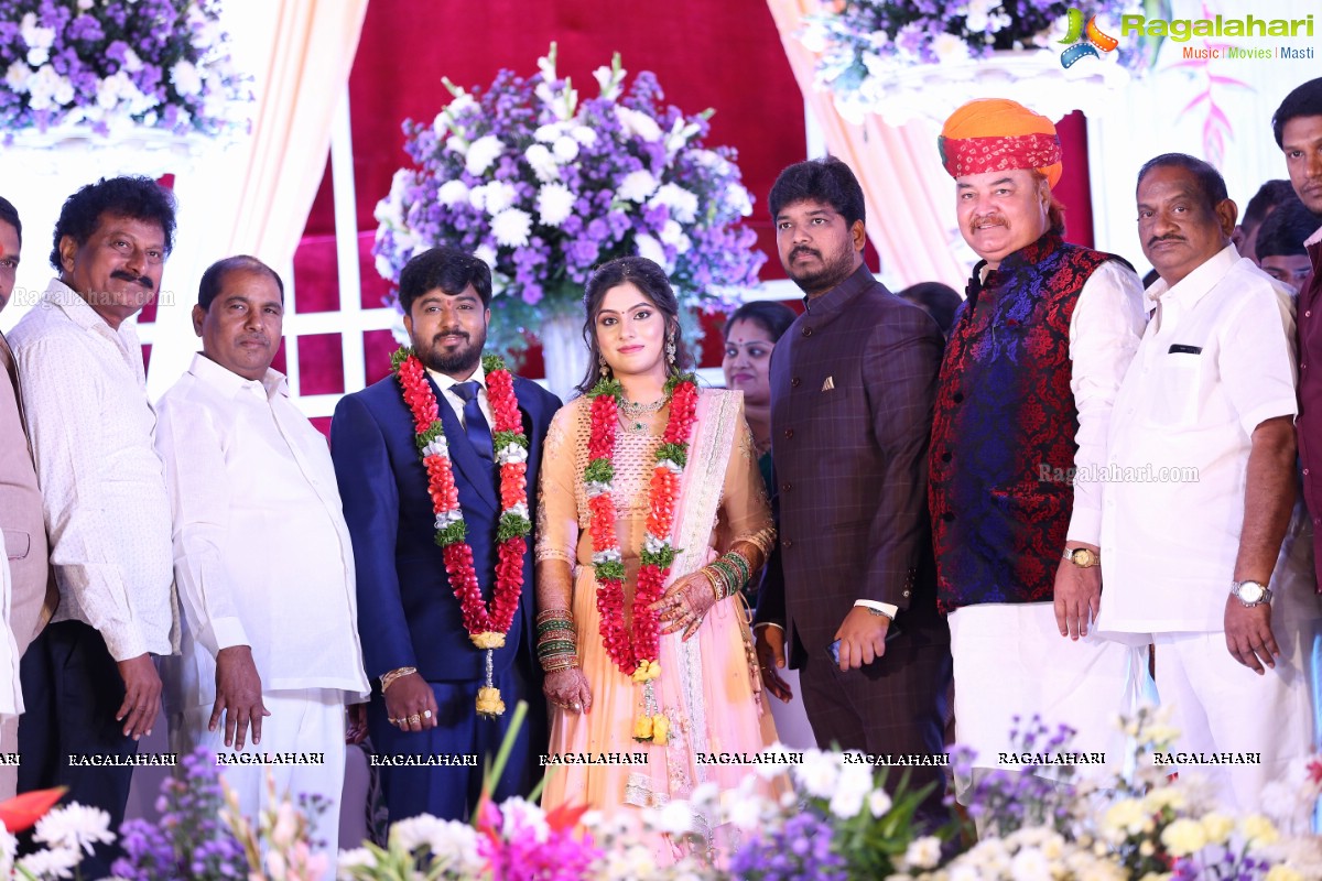 Celebrities at Wedding Reception Party of Praveen Kumar Yadav & Mahitha Shree