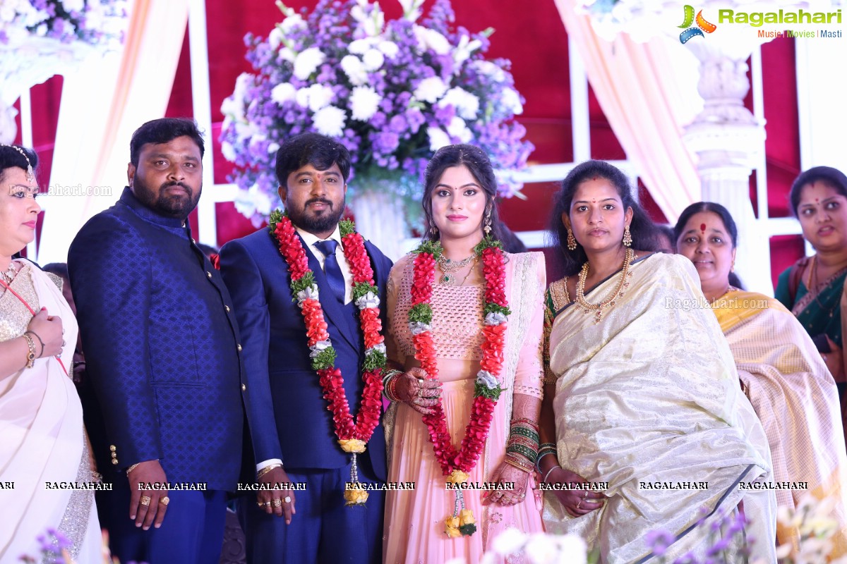 Celebrities at Wedding Reception Party of Praveen Kumar Yadav & Mahitha Shree