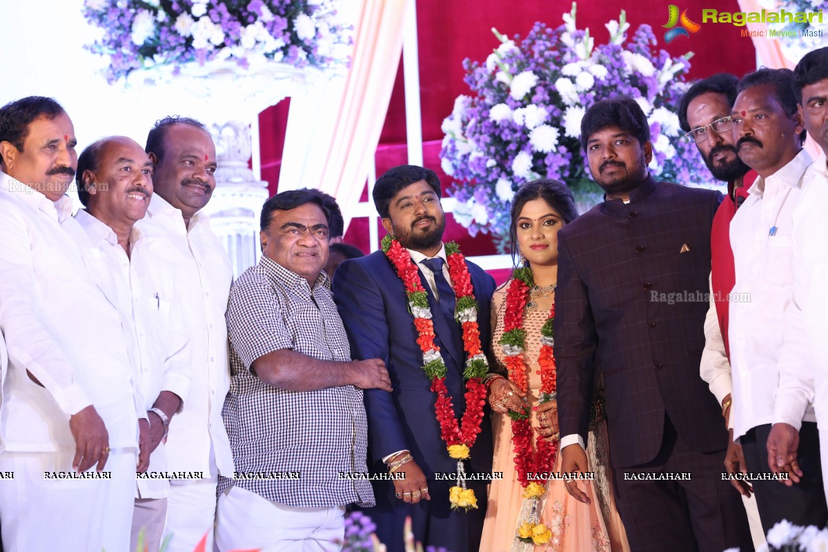 Celebrities at Wedding Reception Party of Praveen Kumar Yadav & Mahitha Shree