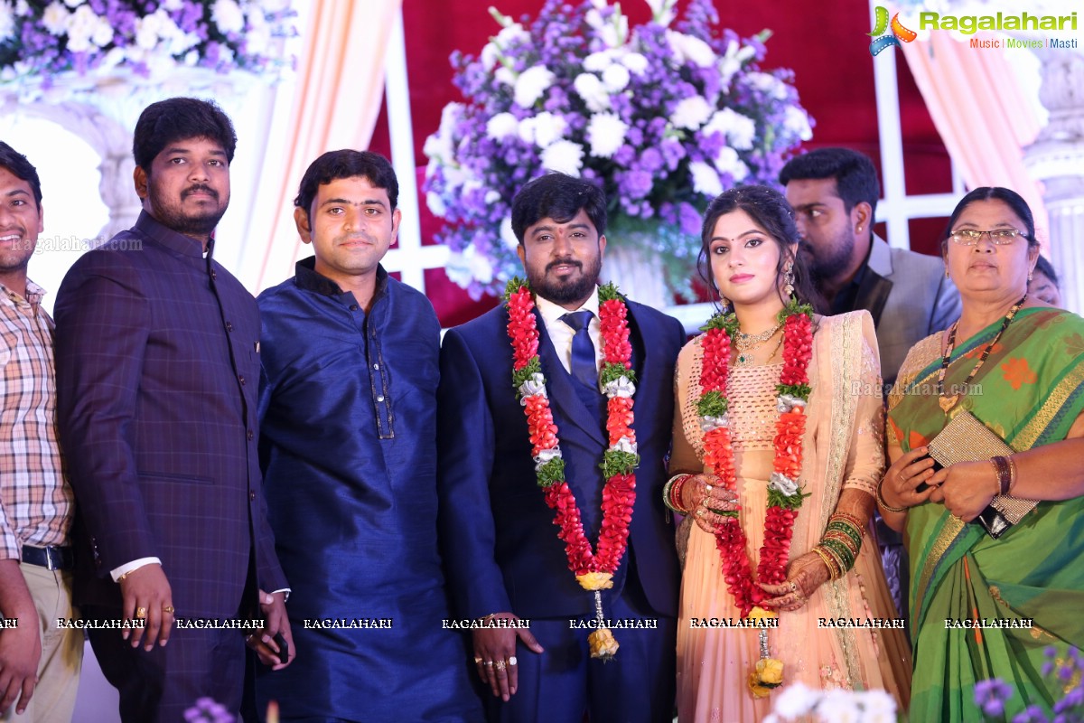 Celebrities at Wedding Reception Party of Praveen Kumar Yadav & Mahitha Shree