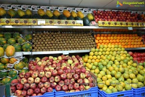Pure O Natural fruits & vegetables 5th outlet