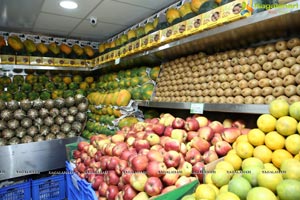 Pure O Natural fruits & vegetables 5th outlet