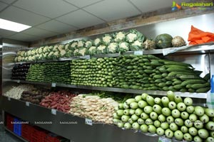 Pure O Natural fruits & vegetables 5th outlet