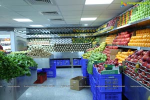 Pure O Natural fruits & vegetables 5th outlet