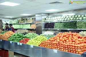 Pure O Natural fruits & vegetables 5th outlet