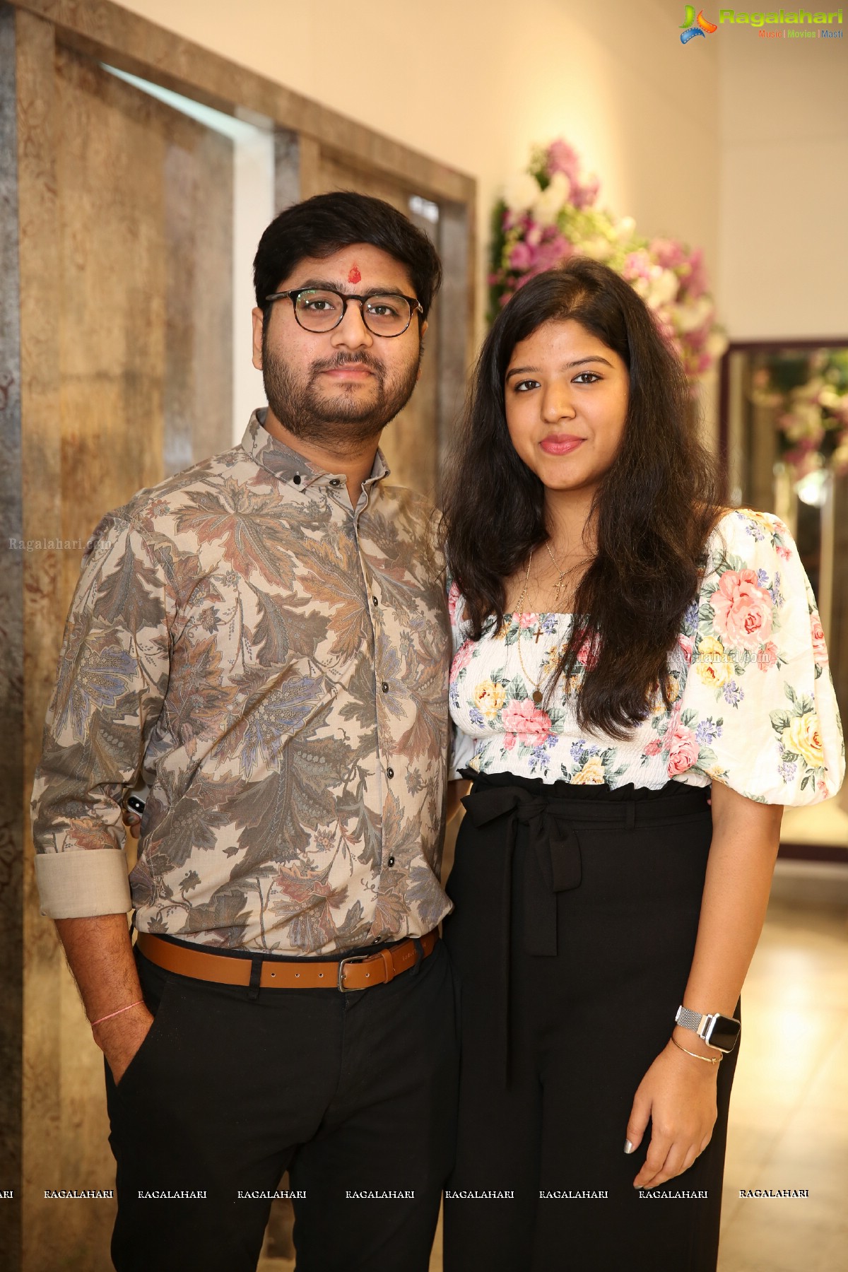 Pinkey Agarwal 's Purple Feathers Designer Store Launch