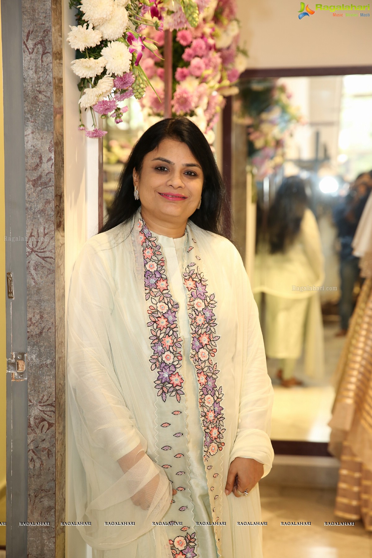 Pinkey Agarwal 's Purple Feathers Designer Store Launch