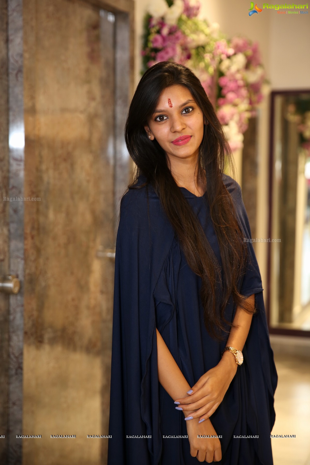 Pinkey Agarwal 's Purple Feathers Designer Store Launch