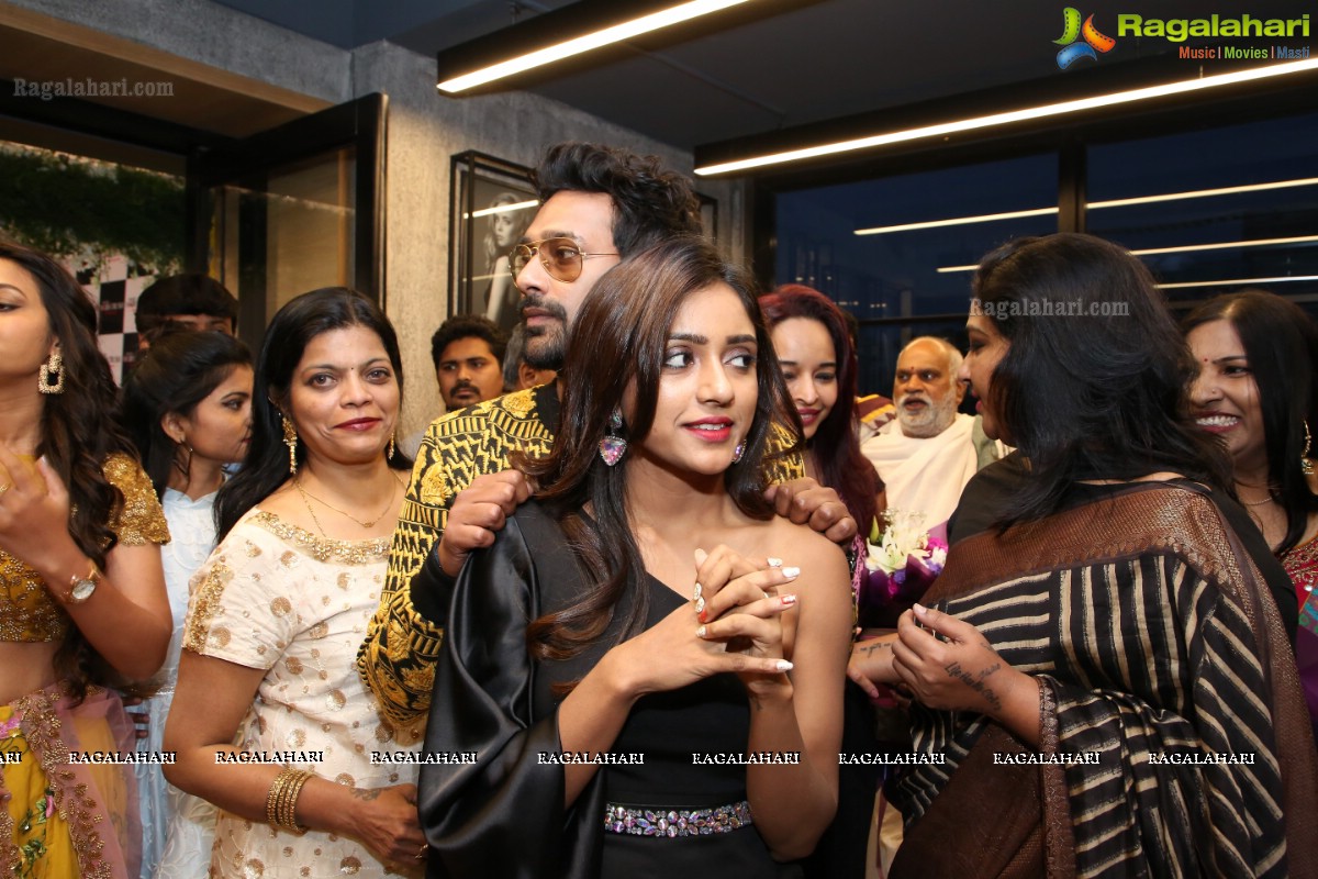 Salon Hair Crush Launch at Manikonda, Bigg Boss 3 Stars Graced The Event