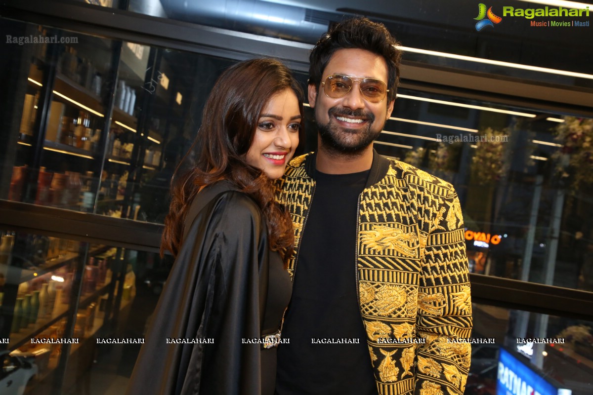 Salon Hair Crush Launch at Manikonda, Bigg Boss 3 Stars Graced The Event