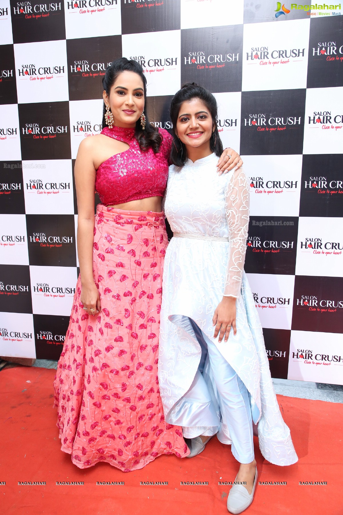 Salon Hair Crush Launch at Manikonda, Bigg Boss 3 Stars Graced The Event