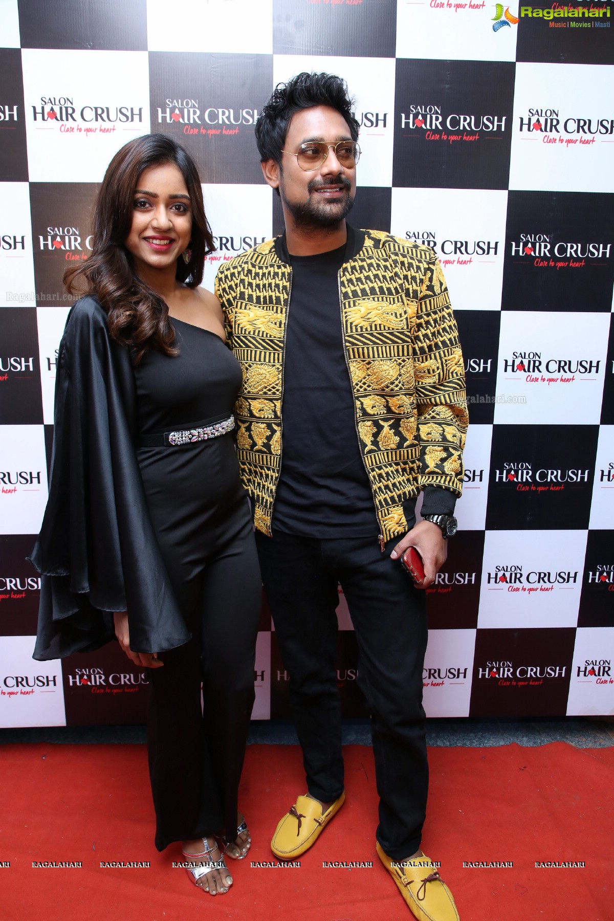 Salon Hair Crush Launch at Manikonda, Bigg Boss 3 Stars Graced The Event