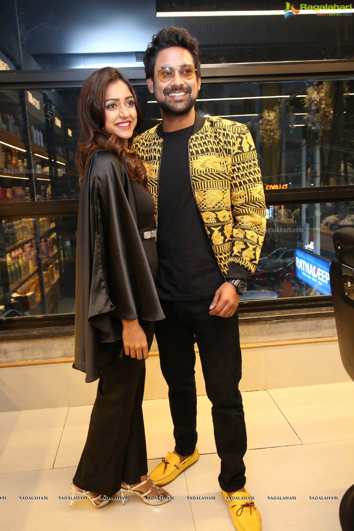 Salon Hair Crush Launch at Manikonda, Bigg Boss 3 Stars Graced The Event