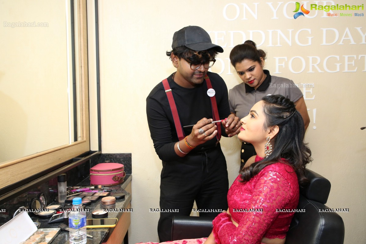 Salon Hair Crush Launch at Manikonda, Bigg Boss 3 Stars Graced The Event