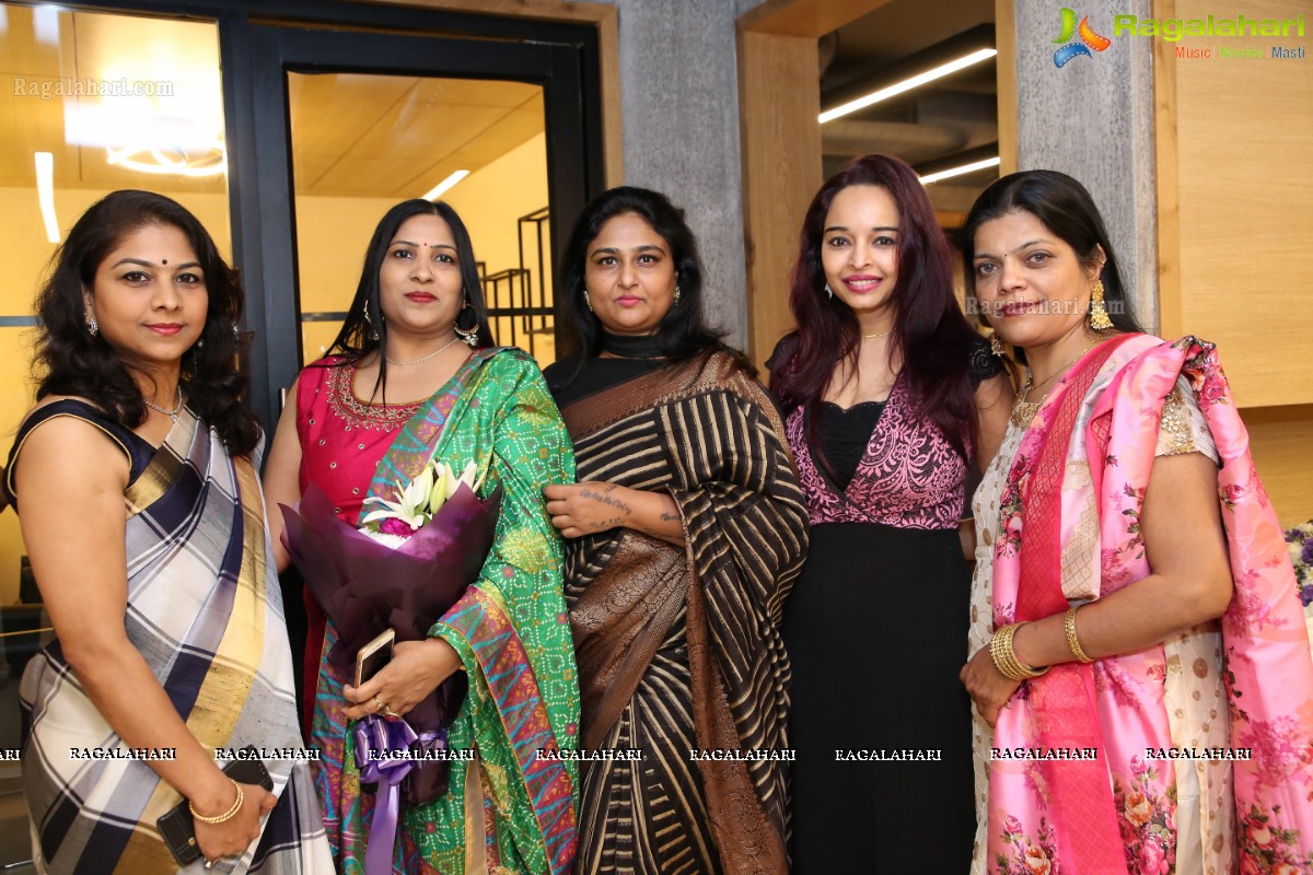 Salon Hair Crush Launch at Manikonda, Bigg Boss 3 Stars Graced The Event