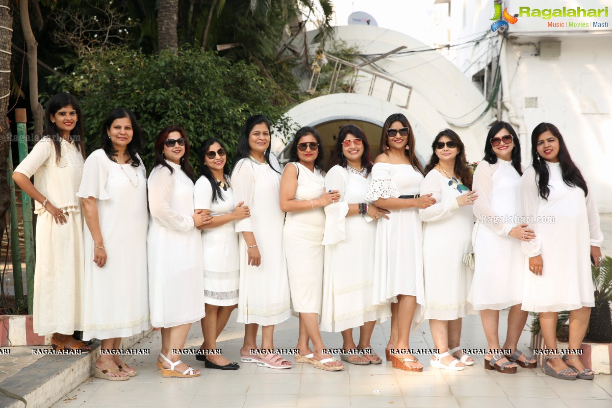 Samanvay Ladies Group Hosts a Sundowner Party