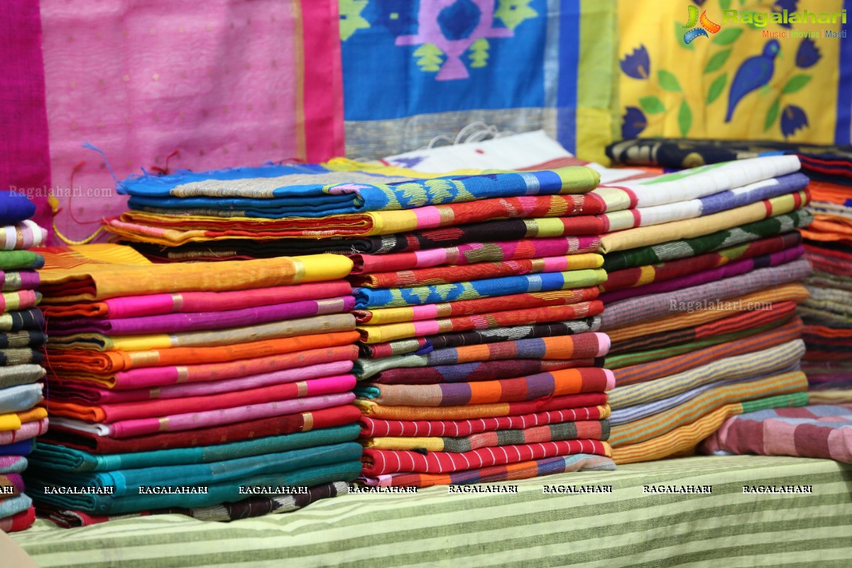 Silk & Cotton Expo 2019 at Sri Satya Sai Nigamagamam