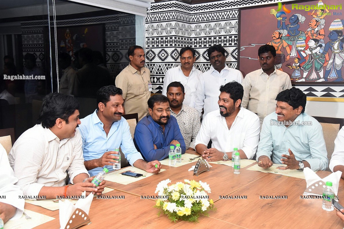 Sundeep Kishan's Vivaha Bhojanabu, A S Rao Nagar Outlet Launch