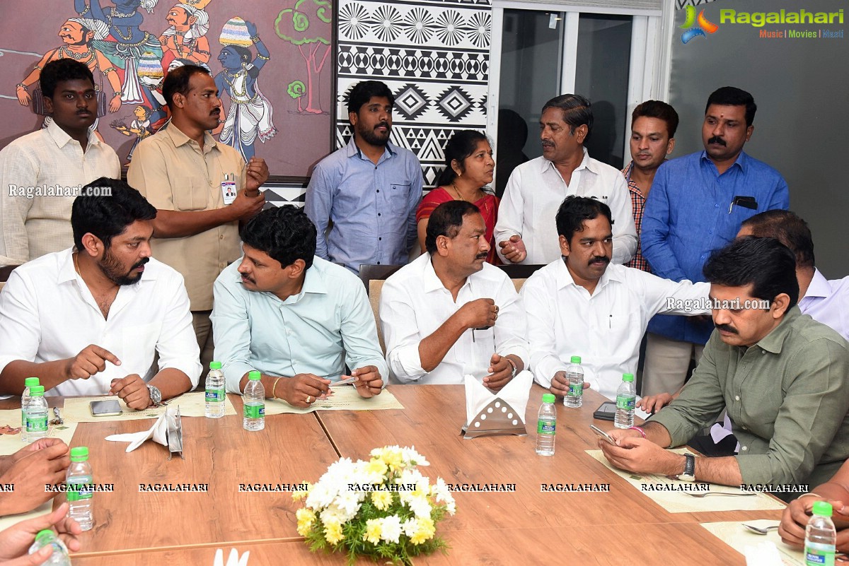 Sundeep Kishan's Vivaha Bhojanabu, A S Rao Nagar Outlet Launch