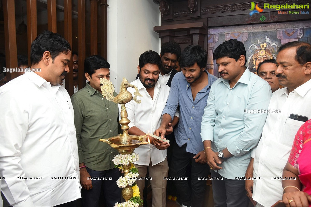 Sundeep Kishan's Vivaha Bhojanabu, A S Rao Nagar Outlet Launch