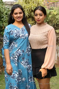 Bomma Adirindi-Dimma Thirigindi Movie Press Meet