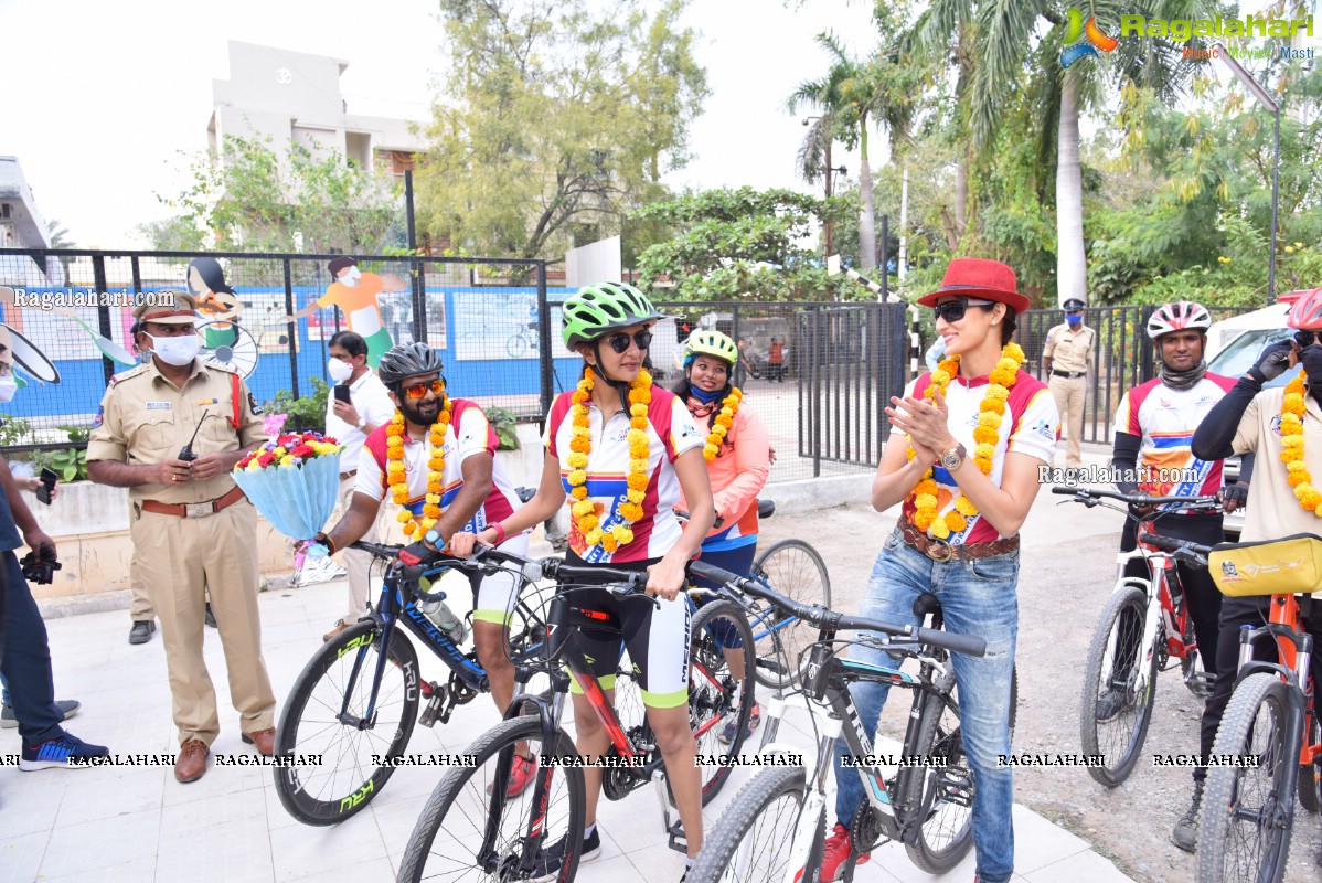 Aditya Mehta Foundation 'Infinity Ride 2020' Press Meet