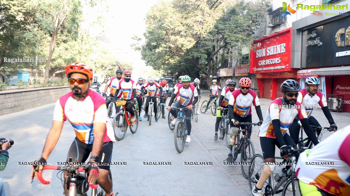 Aditya Mehta Foundation’s Infinity Ride 2020 from Kashmir to Kanyakumari Leaves Hyderabad