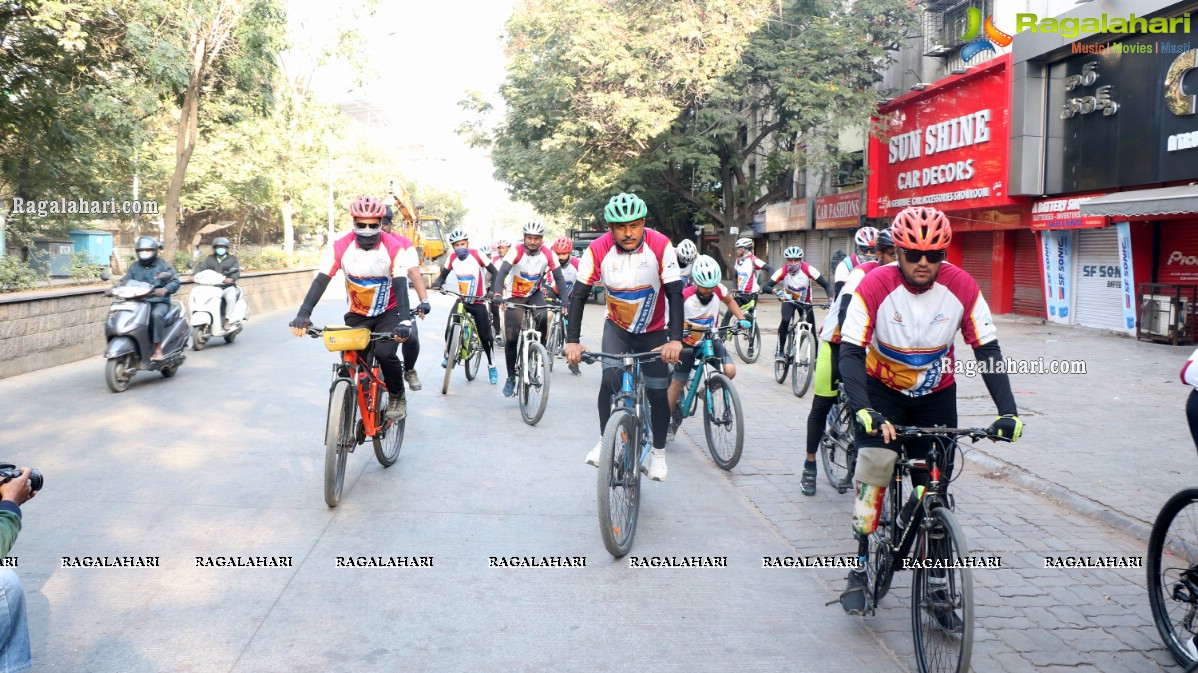 Aditya Mehta Foundation’s Infinity Ride 2020 from Kashmir to Kanyakumari Leaves Hyderabad