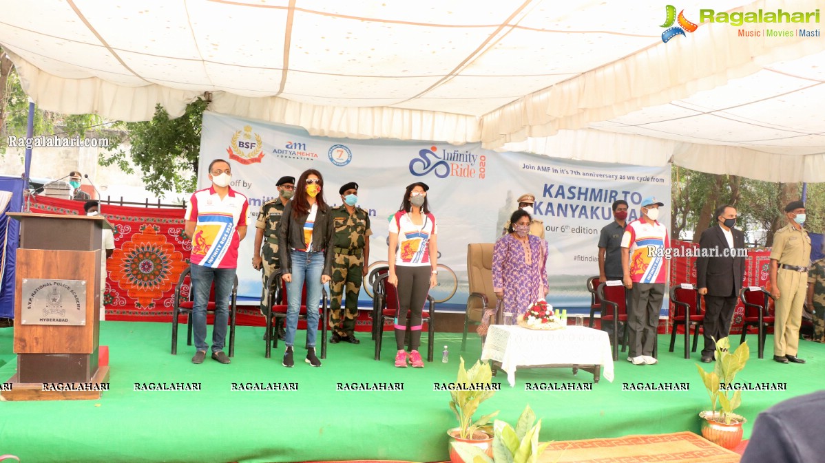 Aditya Mehta Foundation’s Infinity Ride 2020 from Kashmir to Kanyakumari Leaves Hyderabad