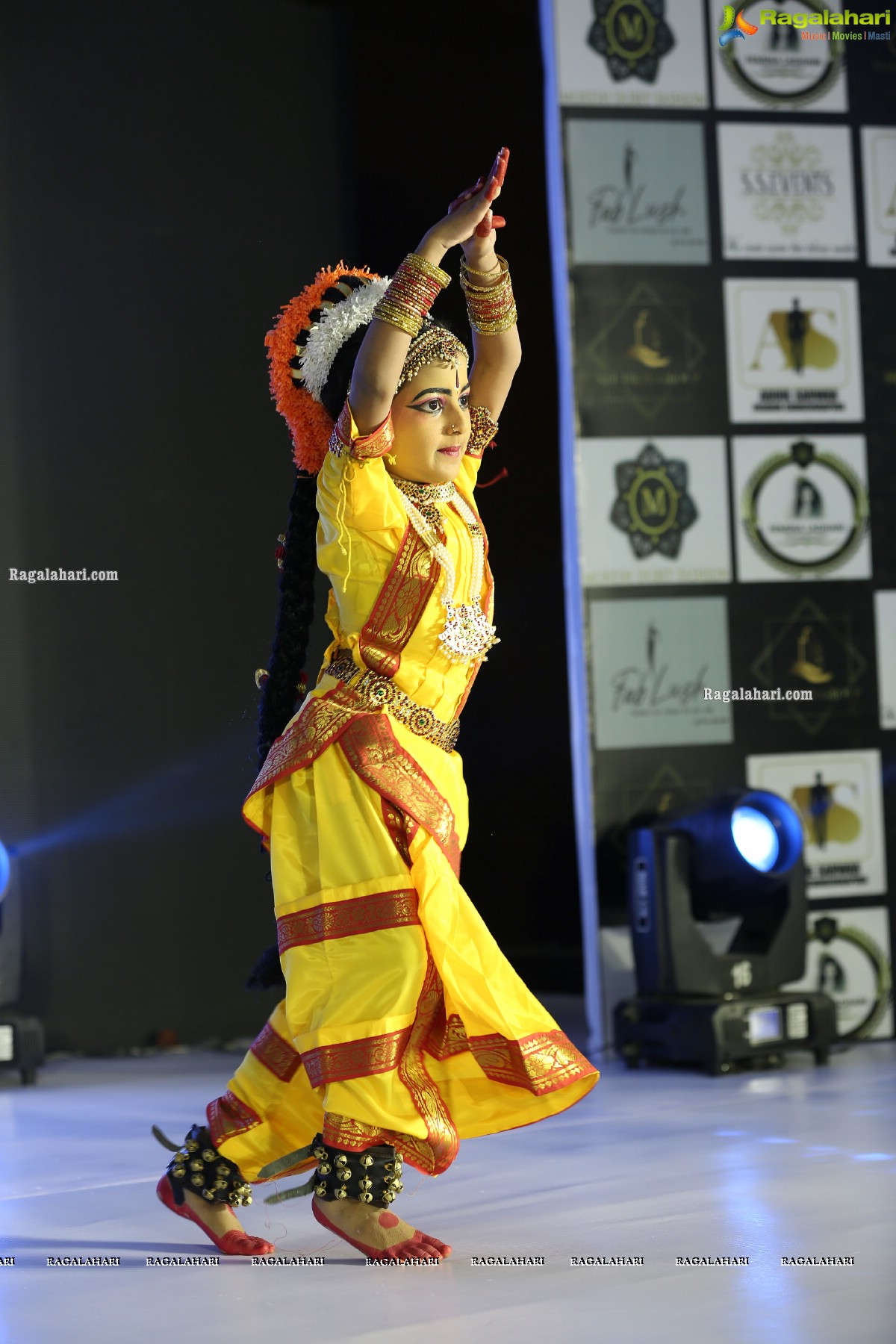 Me Women Fashion Show at Le Meridian Hotel, Hyderabad