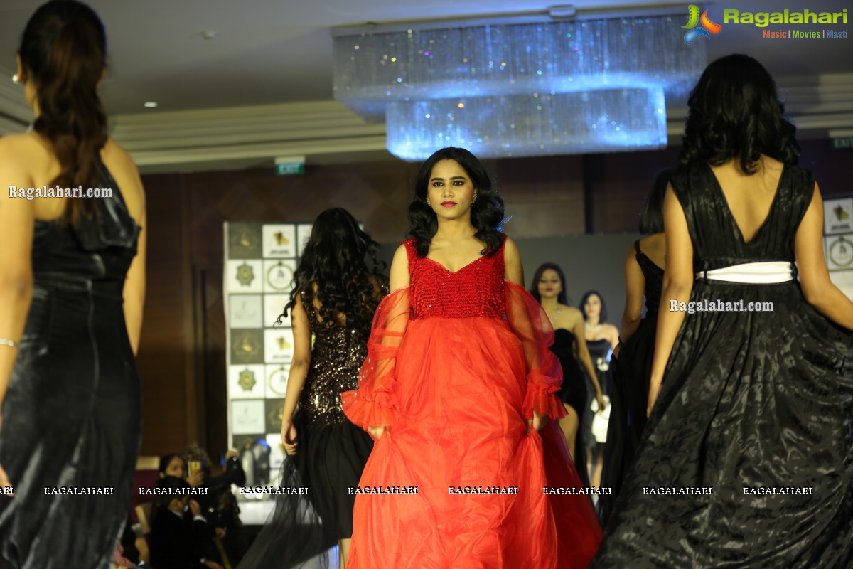 Me Women Fashion Show at Le Meridian Hotel, Hyderabad