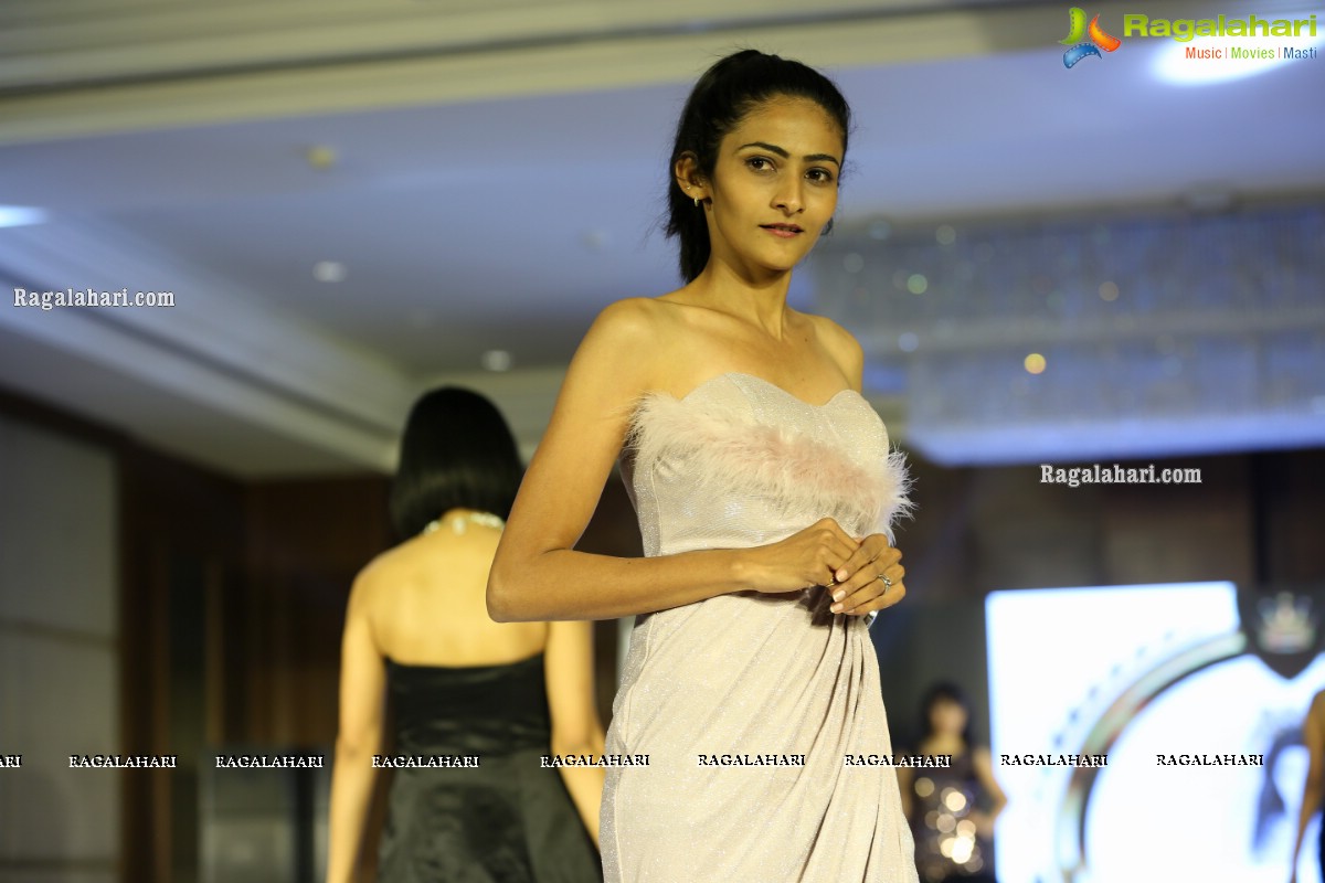 Me Women Fashion Show at Le Meridian Hotel, Hyderabad