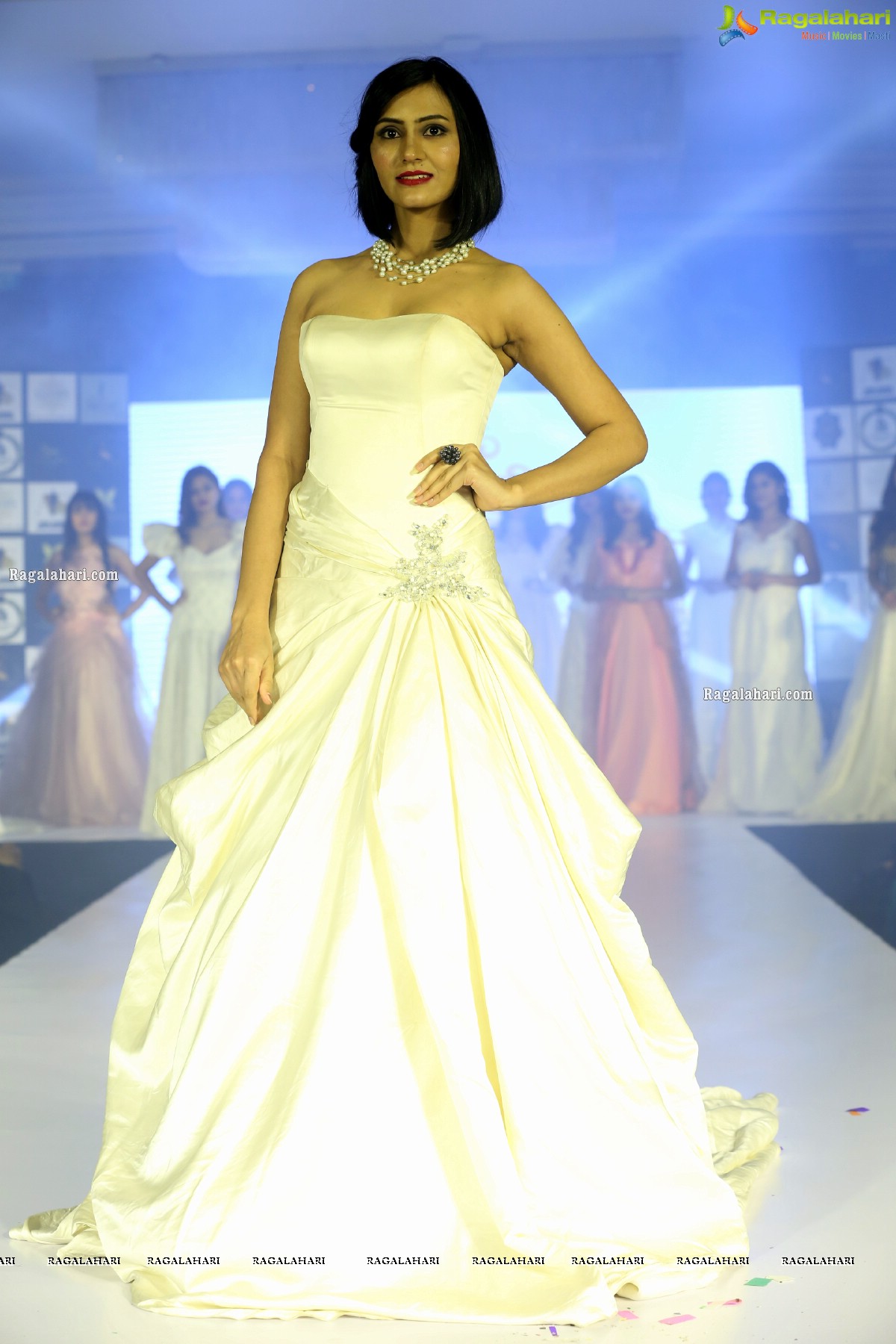 Me Women Fashion Show at Le Meridian Hotel, Hyderabad