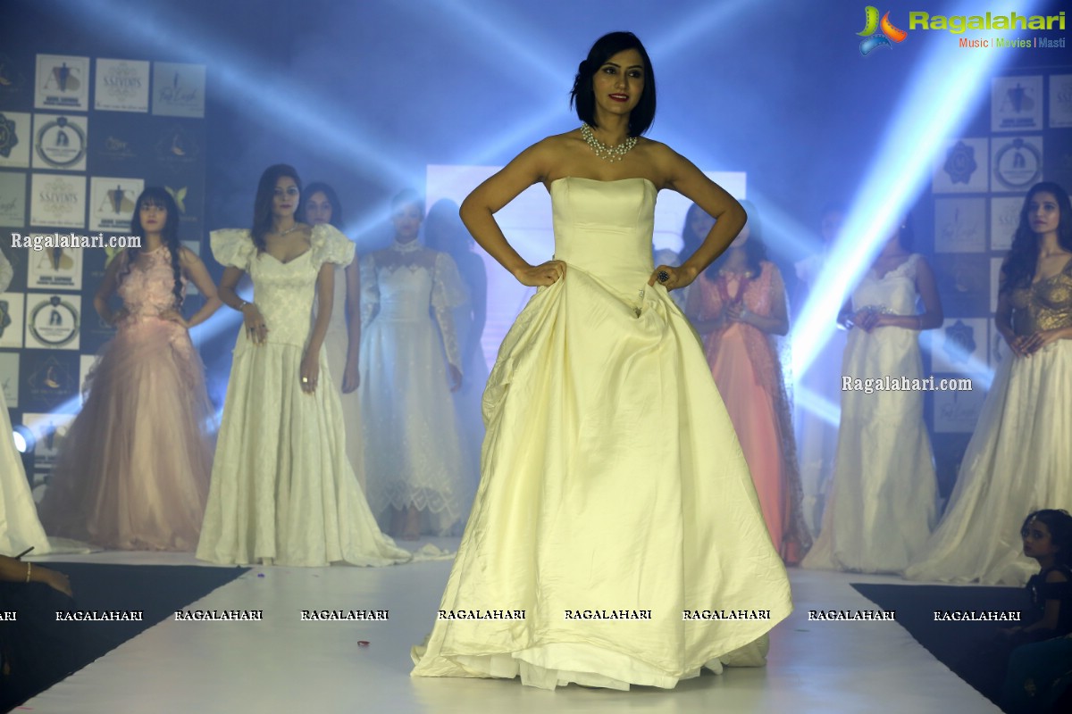 Me Women Fashion Show at Le Meridian Hotel, Hyderabad