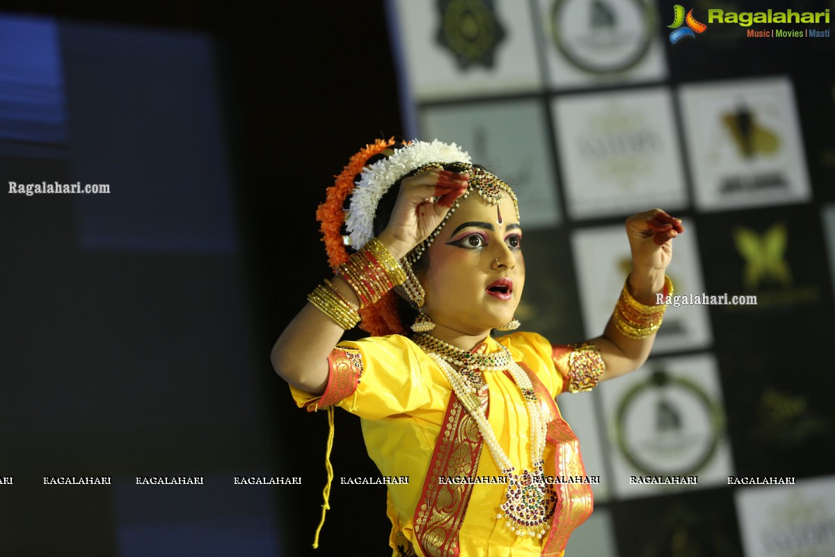 Me Women Fashion Show at Le Meridian Hotel, Hyderabad