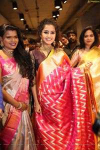 Mugdha Art Studio Grand Opening at Patny Centre