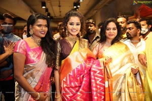 Mugdha Art Studio Grand Opening at Patny Centre