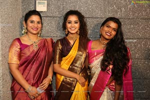 Mugdha Art Studio Grand Opening at Patny Centre