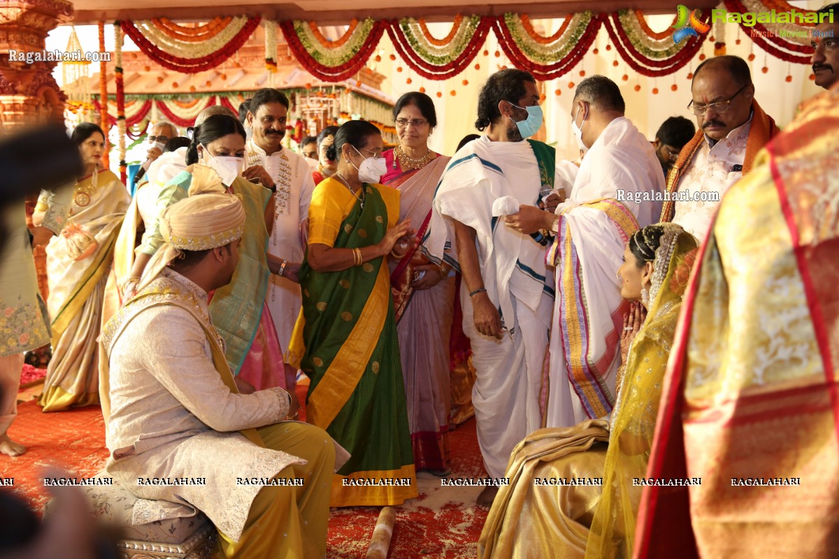 Sri Kondala Sudhakar Reddy's Son Nipun's Wedding With Telangana Whip Sri T Bhanu Prasad Rao Daughter Shriya